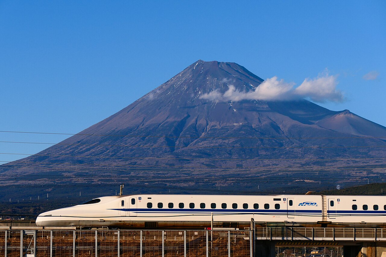 Shinkansen N700a